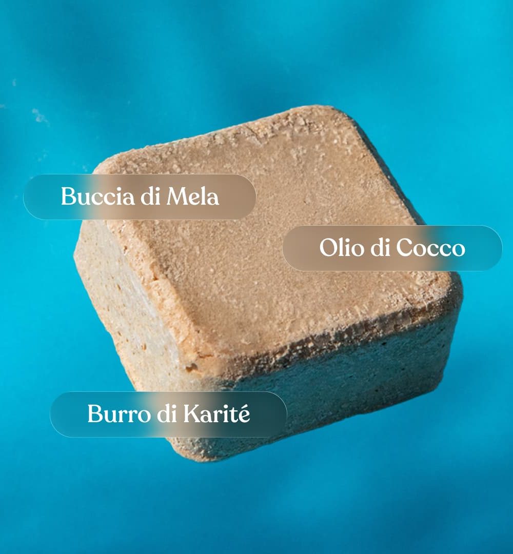 Alternative view of Detergente viso solido STRUCCANTE e idratante